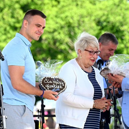 "Čia mūsų gimtinė čia mūsų namai". Trakų rajono savivaldybė