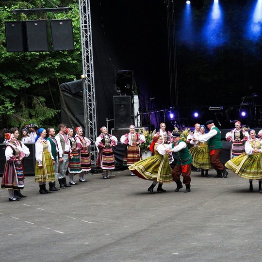 Tarptautinis liaudiškos muzikos ir šokių festivalis "Ežerų sietuva". Švenčionių rajono savivaldybė